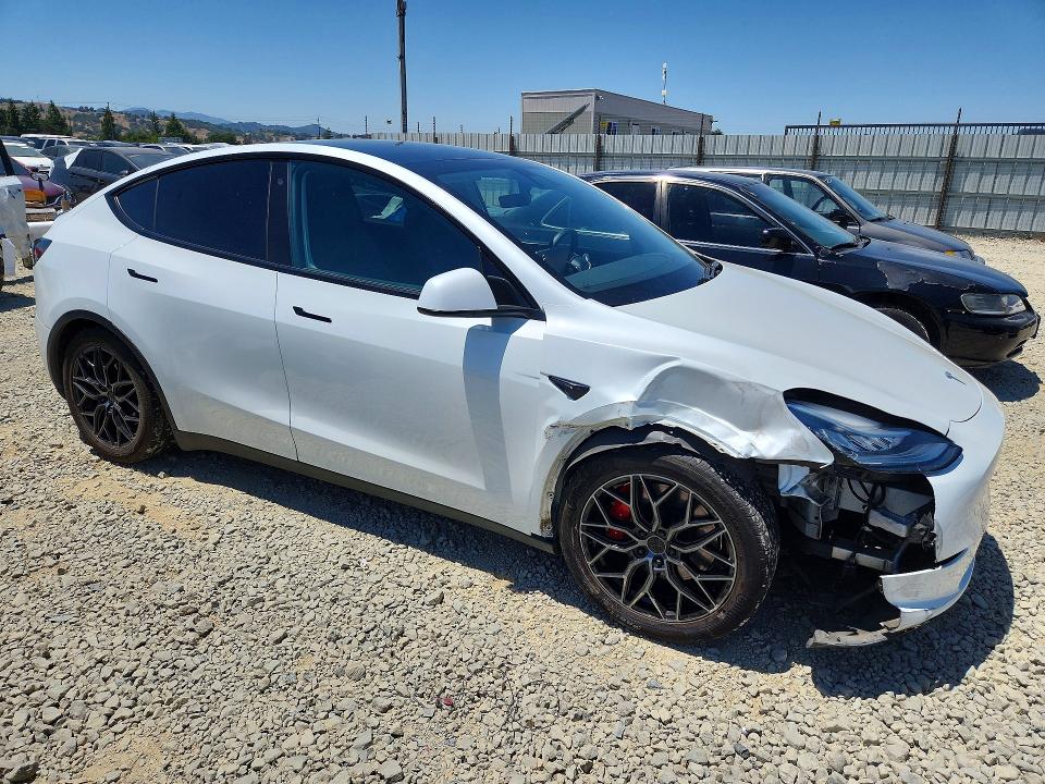 57545086 :رقم المزاد ، 5YJYGDEF7LF003387 vin ، 2020 Tesla Model Y مزاد بيع