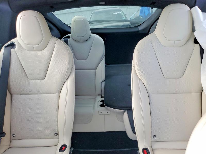 Продажа на аукционе авто 2022 Tesla Model X, vin: 7SAXCBE58NF328798, номер лота: 57179336