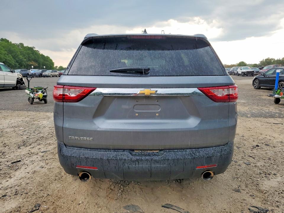 55742546 :رقم المزاد ، 1GNERFKW3JJ112228 vin ، 2018 Chevrolet Traverse مزاد بيع