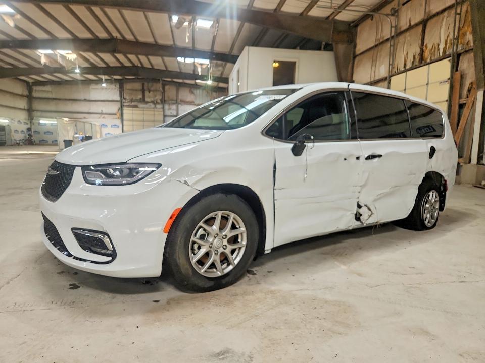 Продаж на аукціоні авто 2026 Chrysler Pacifica, vin: 2C4RC1BG3TR239700, номер лоту: 56777856