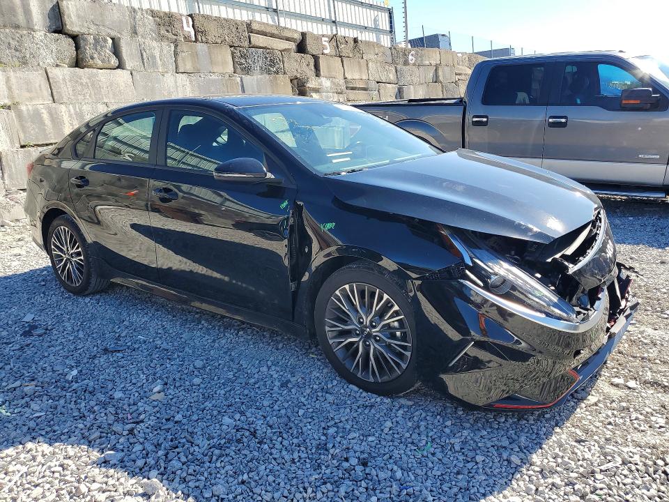 58417626 :رقم المزاد ، 3KPF54AD8PE666156 vin ، 2023 Kia Forte مزاد بيع