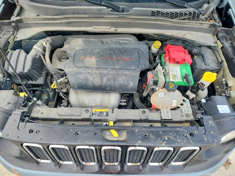 2018 Jeep Renegade მანქანა იყიდება აუქციონზე, vin: ZACCJABB9JPJ35579, აუქციონის ნომერი: 58835996