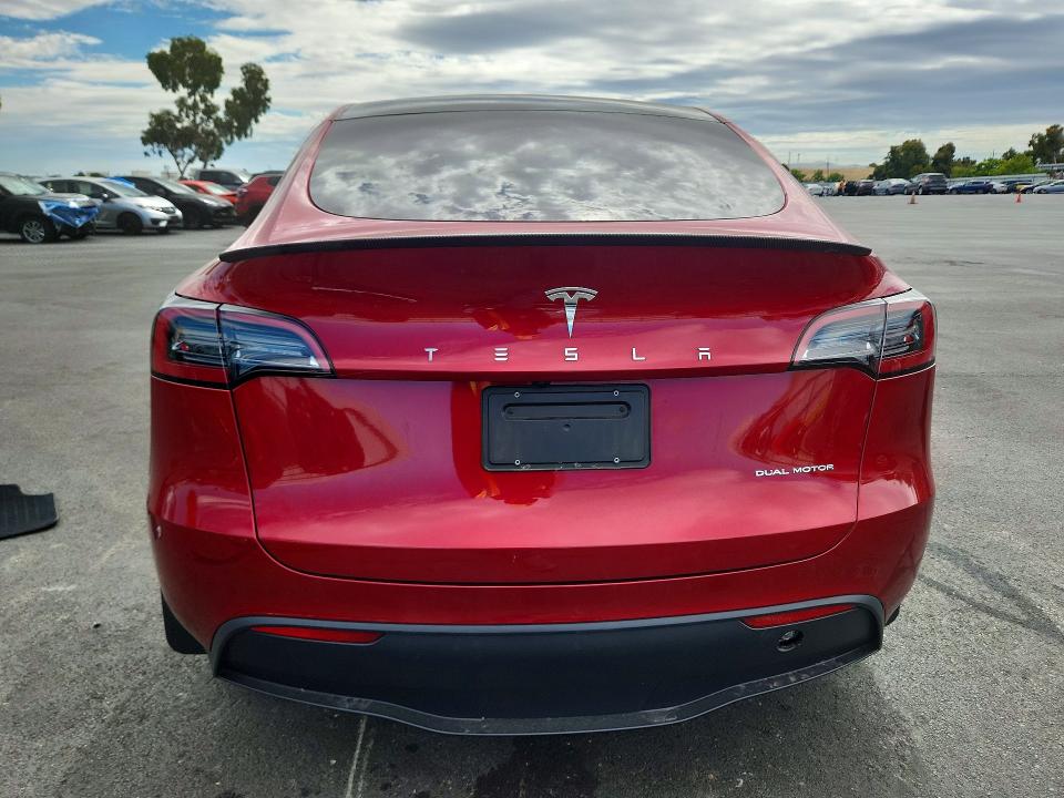 57951276 :رقم المزاد ، 7SAYGDEE0RF194637 vin ، 2024 Tesla Model Y مزاد بيع