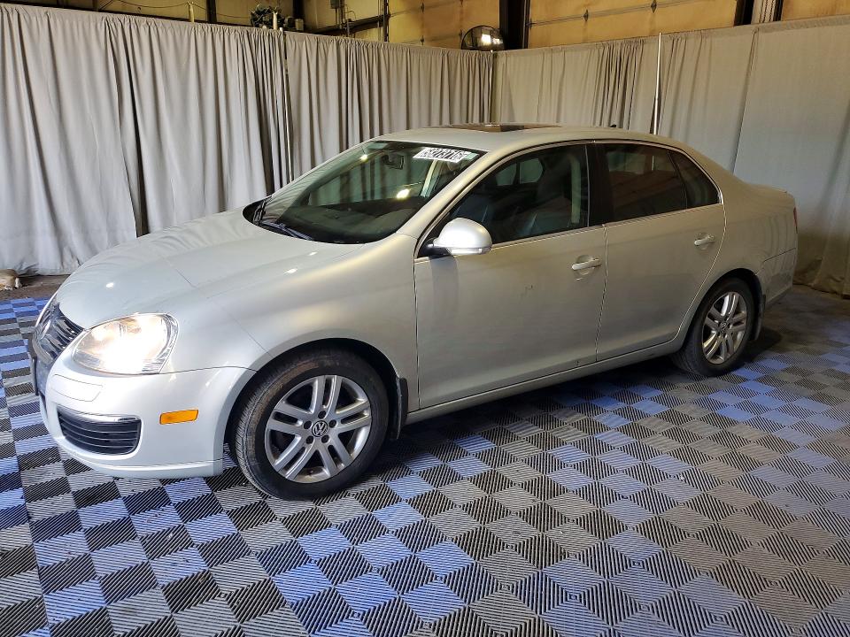 58273716 :رقم المزاد ، 3VWRL7AJ0AM171292 vin ، 2010 Volkswagen Jetta مزاد بيع