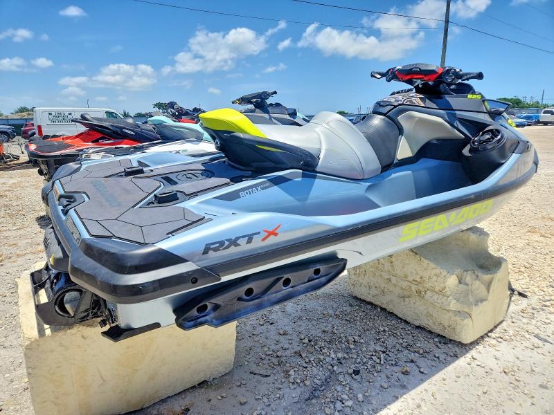 57474056 :رقم المزاد ، YDV42286L324 vin ، 2024 Sea Doo Rxt-x 325 مزاد بيع