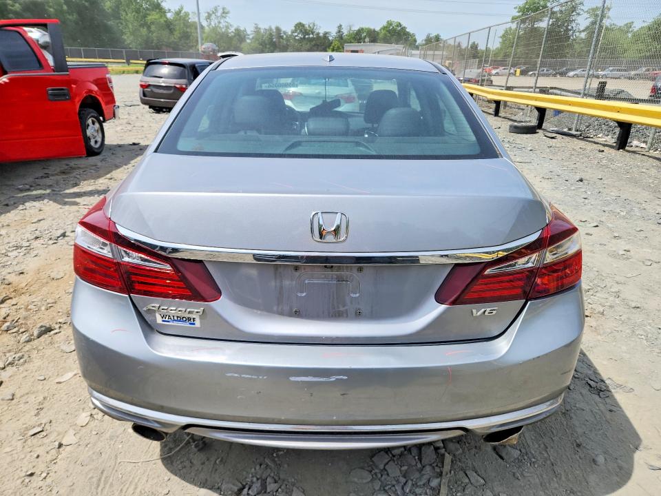 2017 Honda Accord მანქანა იყიდება აუქციონზე, vin: 1HGCR3F85HA010404, აუქციონის ნომერი: 55900056