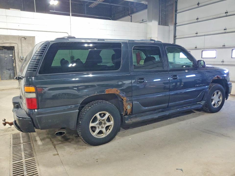 57302906 :رقم المزاد ، 1GKFK66UX4J121219 vin ، 2004 Gmc Yukon Xl مزاد بيع