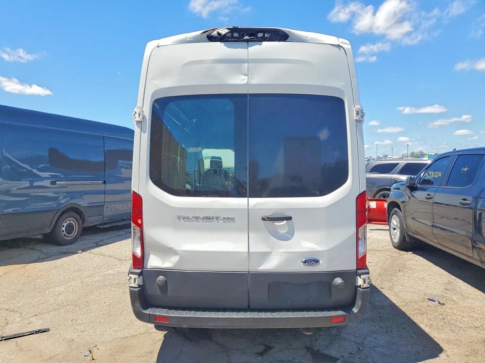 2020 Ford Transit მანქანა იყიდება აუქციონზე, vin: 1FTBR1X82LKA07489, აუქციონის ნომერი: 57132586
