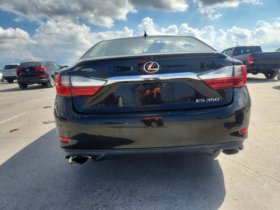 57027406 :رقم المزاد ، 58ABK1GG1GU010457 vin ، 2016 Lexus Es مزاد بيع