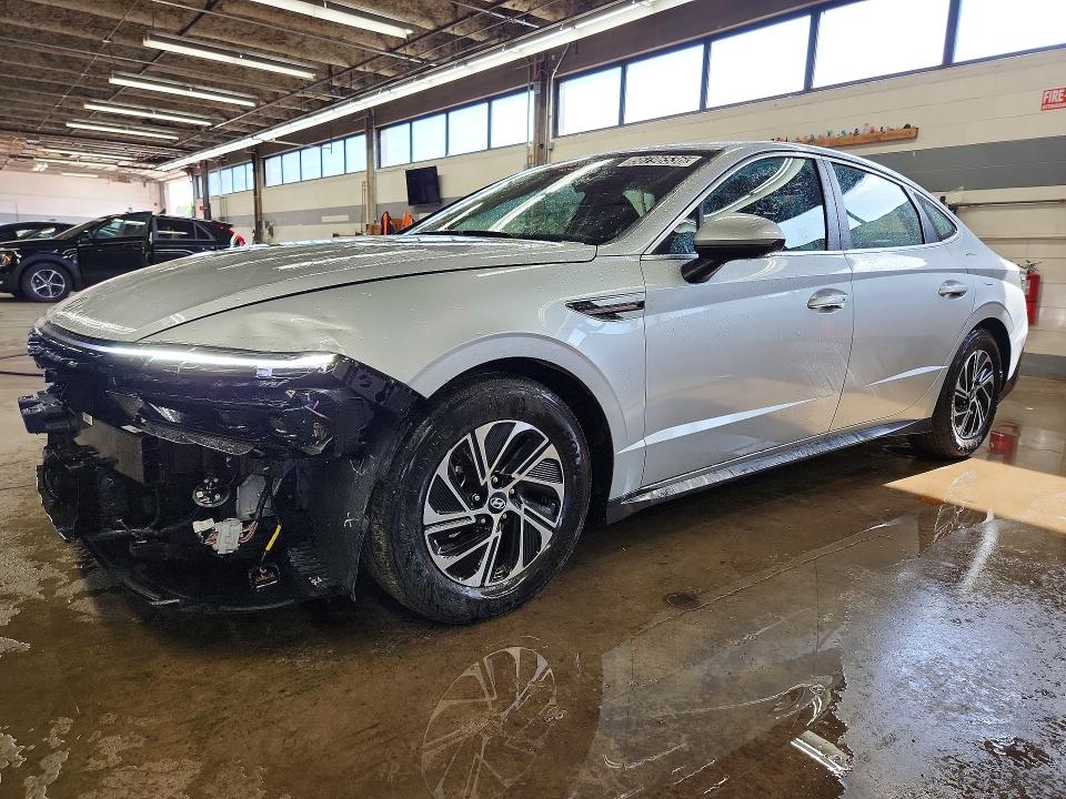 Продажа на аукционе авто 2026 Hyundai Sonata Hybrid, vin: KMHL24JJ7TA148498, номер лота: 56796536