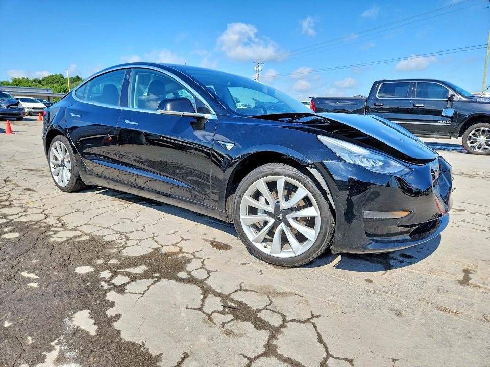 Продажа на аукционе авто 2019 Tesla Model 3, vin: 5YJ3E1EA8KF193234, номер лота: 57700186