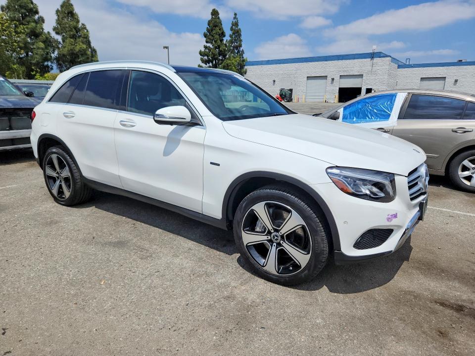 59556636 :رقم المزاد ، WDC0G5EB0KF572280 vin ، 2019 Mercedes-benz Glc مزاد بيع