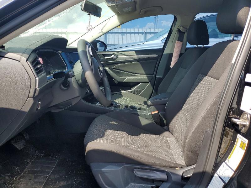 58798736 :رقم المزاد ، 3VWC57BU0MM012656 vin ، 2021 Volkswagen Jetta مزاد بيع