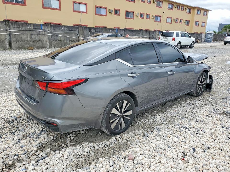 56004346 :رقم المزاد ، 1N4BL4DV4MN414779 vin ، 2021 Nissan Altima مزاد بيع