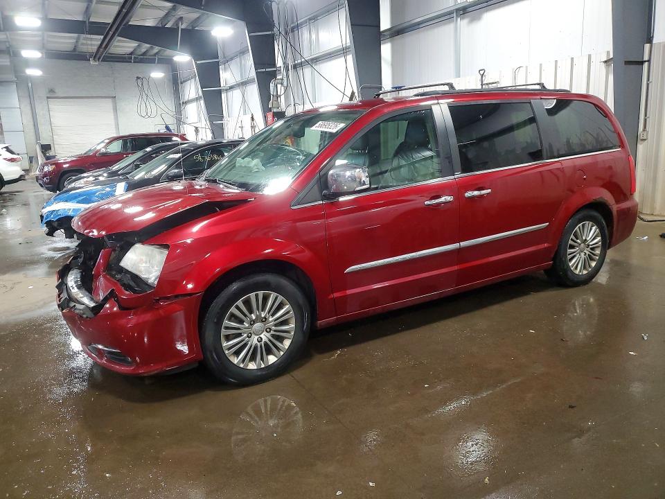 58695326 :رقم المزاد ، 2C4RC1CGXDR756637 vin ، 2013 Chrysler Town & Country مزاد بيع