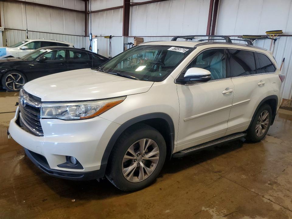 2015 Toyota Highlander მანქანა იყიდება აუქციონზე, vin: 5TDKKRFH7FS097689, აუქციონის ნომერი: 56091716