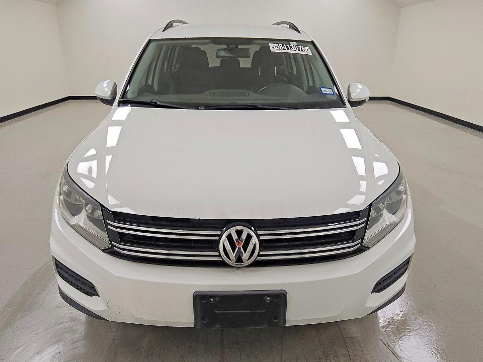 2016 Volkswagen Tiguan მანქანა იყიდება აუქციონზე, vin: WVGAV7AX4GW534714, აუქციონის ნომერი: 58413076