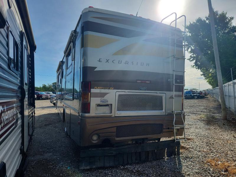 Продажа на аукционе авто 2003 Freightliner Xc Chassis, vin: 4UZAAHAK03CL63798, номер лота: 56770646