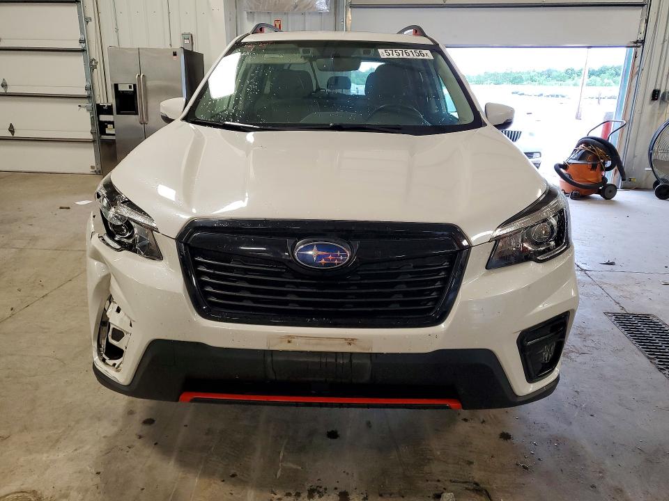57576156 :رقم المزاد ، JF2SKAKC5KH565804 vin ، 2019 Subaru Forester مزاد بيع