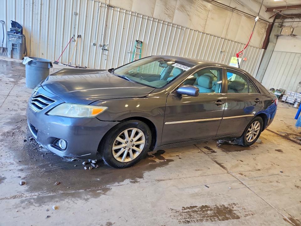 56782546 :رقم المزاد ، 4T1BF3EK7AU059412 vin ، 2010 Toyota Camry مزاد بيع