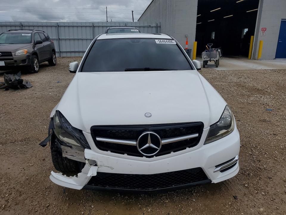 56464406 :رقم المزاد ، WDDGF8AB0DR287553 vin ، 2013 Mercedes-benz C مزاد بيع