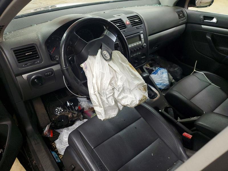 56613746 :رقم المزاد ، 3VWRZ71K49M120865 vin ، 2009 Volkswagen Jetta مزاد بيع