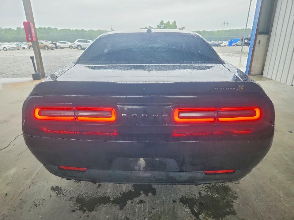 57570366 :رقم المزاد ، 2C3CDZFJ6GH256594 vin ، 2016 Dodge Challenger مزاد بيع