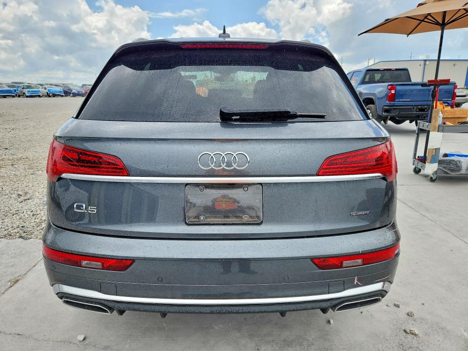56324246 :رقم المزاد ، WA1GAAFY6P2115063 vin ، 2023 Audi Q5 مزاد بيع