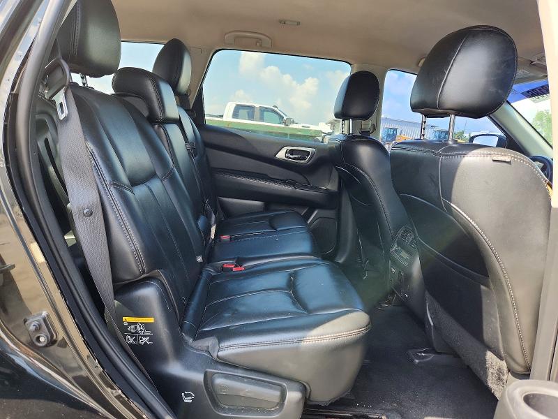 Продажа на аукционе авто 2017 Nissan Pathfinder, vin: 5N1DR2MN3HC640038, номер лота: 58618186
