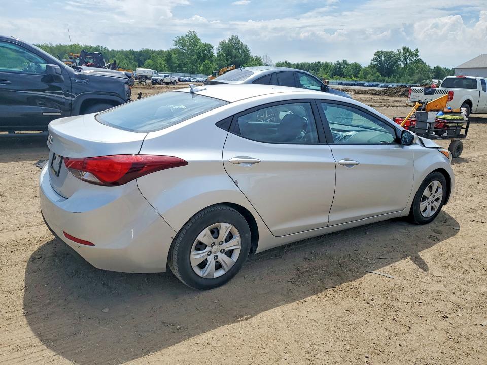 2016 Hyundai Elantra მანქანა იყიდება აუქციონზე, vin: 5NPDH4AE9GH781884, აუქციონის ნომერი: 58991626