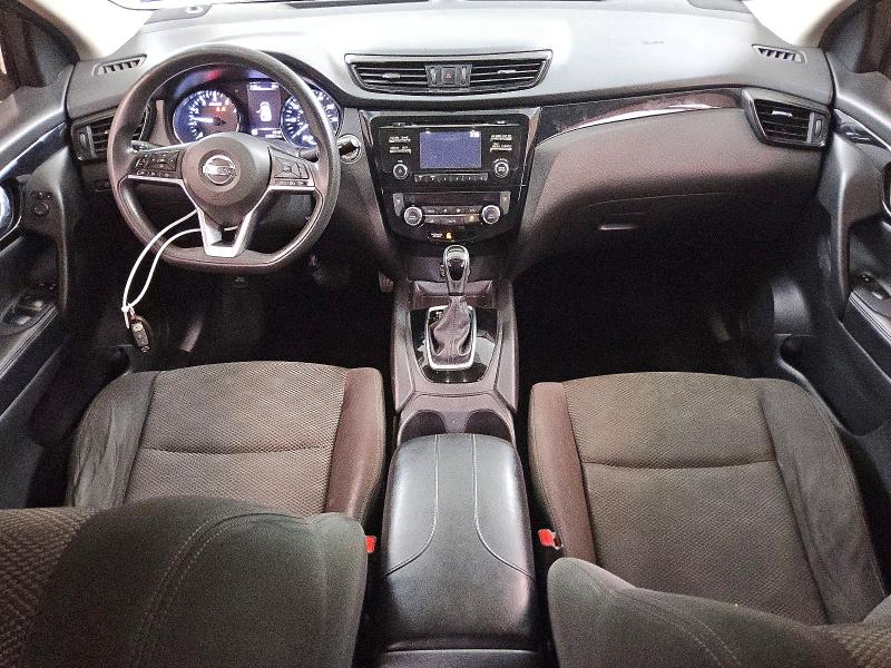 2017 Nissan Rogue Sport მანქანა იყიდება აუქციონზე, vin: JN1BJ1CP8HW022800, აუქციონის ნომერი: 55710346