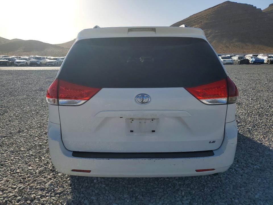 Aukcja sprzedaży 2011 Toyota Sienna, vin: 5TDKK3DC0BS166544, numer aukcji: 57077336