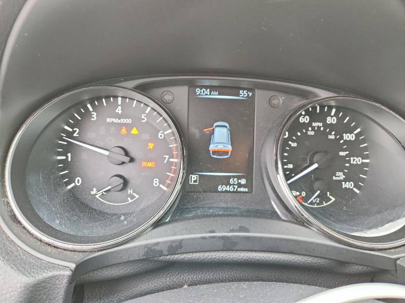 56634356 :رقم المزاد ، KNMAT2MV3HP588377 vin ، 2017 Nissan Rogue مزاد بيع