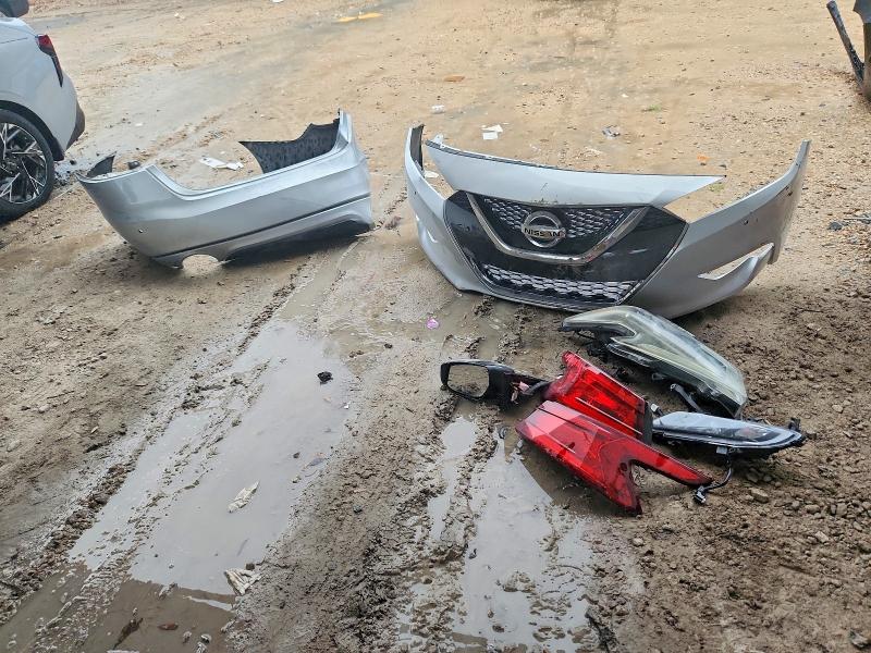 57333496 :رقم المزاد ، 1N4AA6AP9JC384561 vin ، 2018 Nissan Maxima مزاد بيع