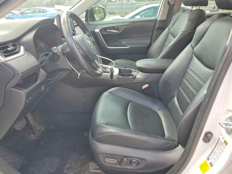 2021 Toyota Rav4 მანქანა იყიდება აუქციონზე, vin: 2T3C1RFV7MW122096, აუქციონის ნომერი: 55541716