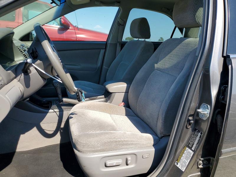 58204346 :رقم المزاد ، 4T1BE32K94U940902 vin ، 2004 Toyota Camry مزاد بيع
