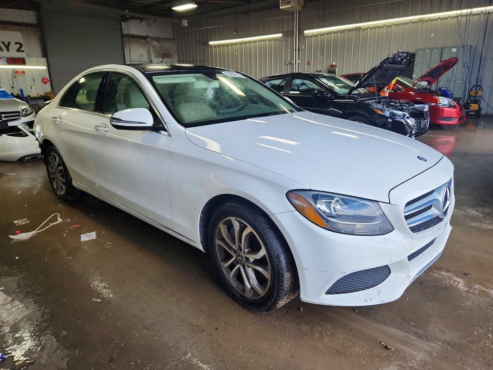 Продаж на аукціоні авто 2017 Mercedes-benz C, vin: 55SWF4KB7HU228104, номер лоту: 55339596