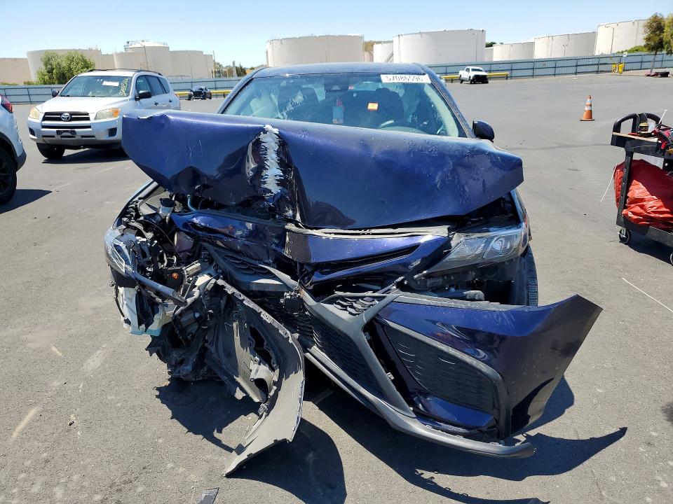2022 Toyota Camry მანქანა იყიდება აუქციონზე, vin: 4T1G11AK3NU050551, აუქციონის ნომერი: 57086596