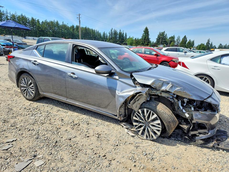 Продажа на аукционе авто 2023 Nissan Altima, vin: 1N4BL4DW5PN337076, номер лота: 55713586