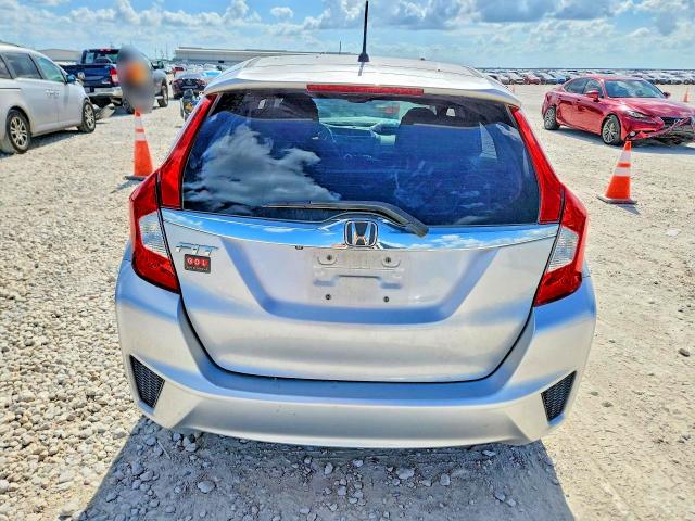Продажа на аукционе авто 2015 Honda Fit, vin: 3HGGK5G85FM724193, номер лота: 57162496