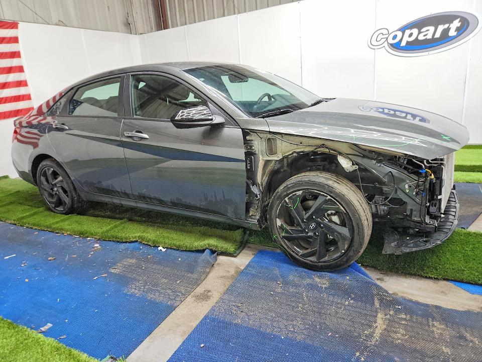 57252406 :رقم المزاد ، KMHLM4DG8TU171622 vin ، 2026 Hyundai Elantra مزاد بيع