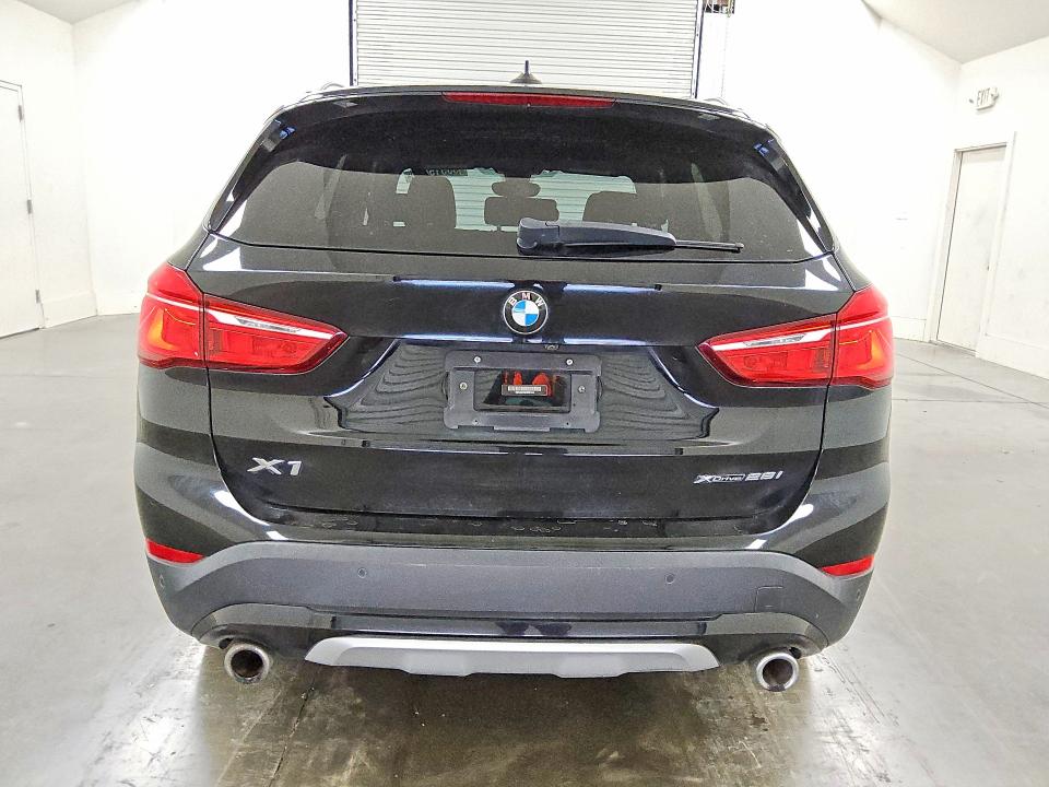 55515876 :رقم المزاد ، WBXJG9C08L5P87340 vin ، 2020 Bmw X1 مزاد بيع