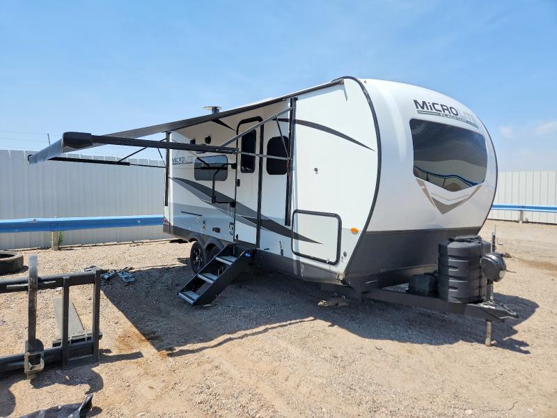 57199426 :رقم المزاد ، 4X4TFLW29PD455772 vin ، 2023 Forest River Flagstaff Micro Lite مزاد بيع