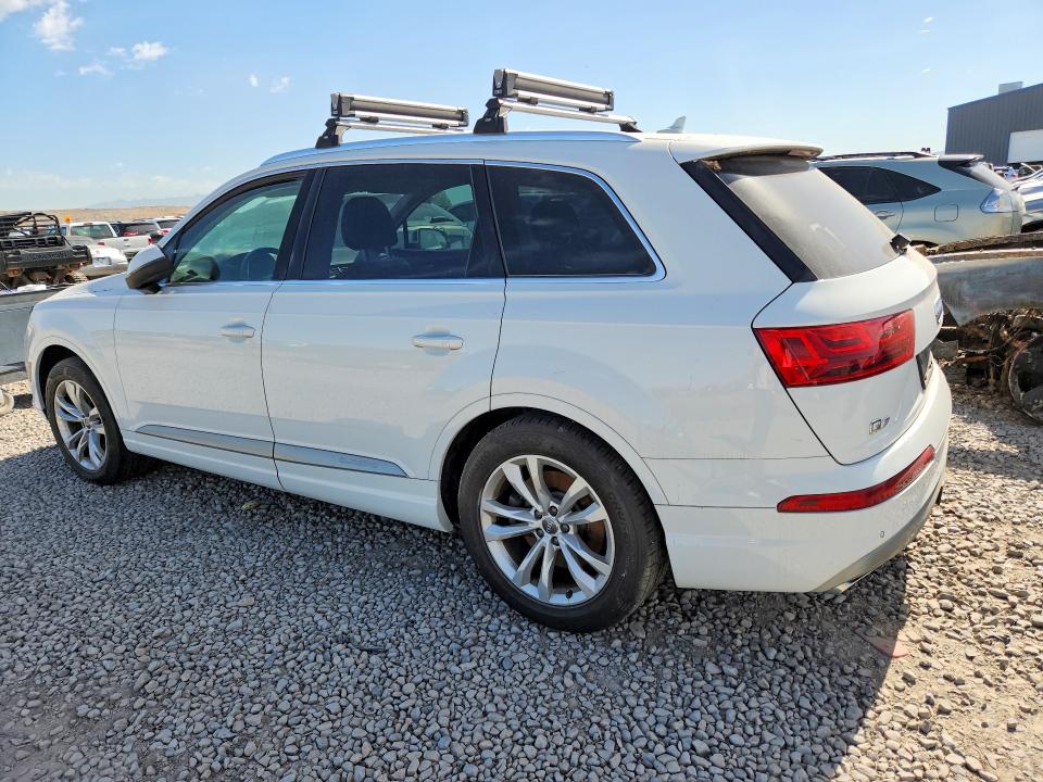 55081026 :رقم المزاد ، WA1LAAF72HD003999 vin ، 2017 Audi Q7 مزاد بيع