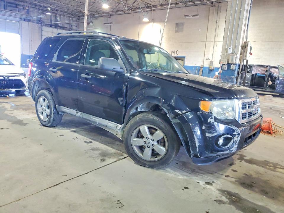 2010 Ford Escape მანქანა იყიდება აუქციონზე, vin: 1FMCU0DG1AKA63280, აუქციონის ნომერი: 56974006