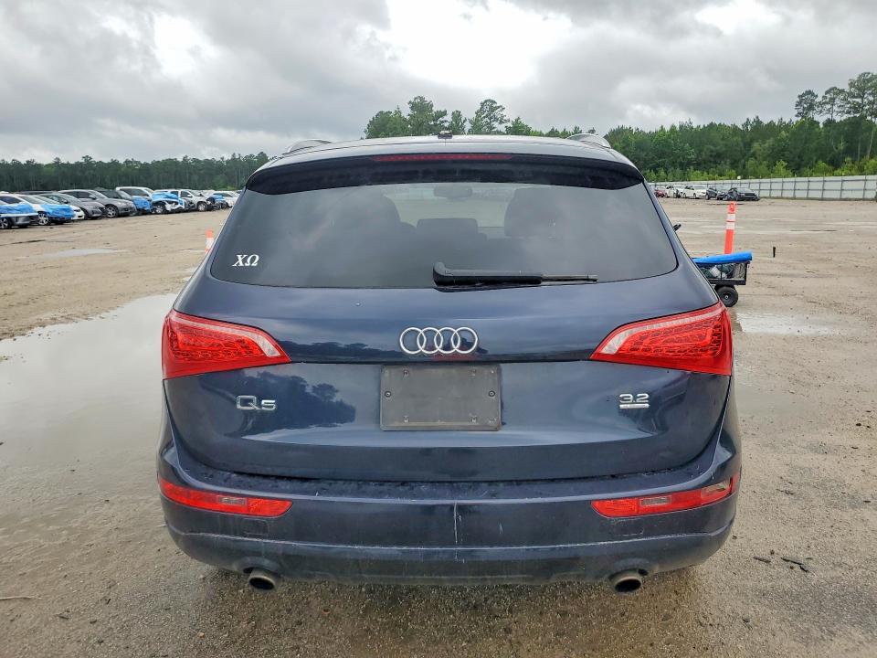 57622556 :رقم المزاد ، WA1LKAFPXAA012230 vin ، 2010 Audi Q5 مزاد بيع