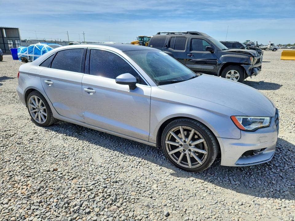 58124786 :رقم المزاد ، WAUE8GFF1G1039443 vin ، 2016 Audi A3 مزاد بيع