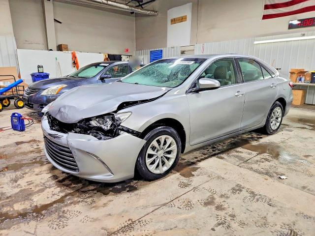 2017 Toyota Camry მანქანა იყიდება აუქციონზე, vin: 4T1BF1FK1HU720994, აუქციონის ნომერი: 56586166