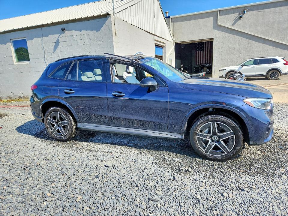 56635776 :رقم المزاد ، W1NKM4HB1RU040810 vin ، 2024 Mercedes-benz Glc مزاد بيع