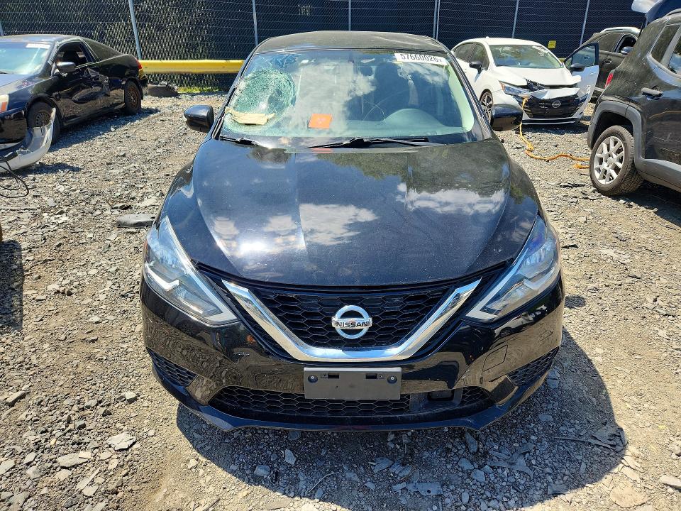 57660026 :رقم المزاد ، 3N1AB7AP9JL662248 vin ، 2018 Nissan Sentra مزاد بيع